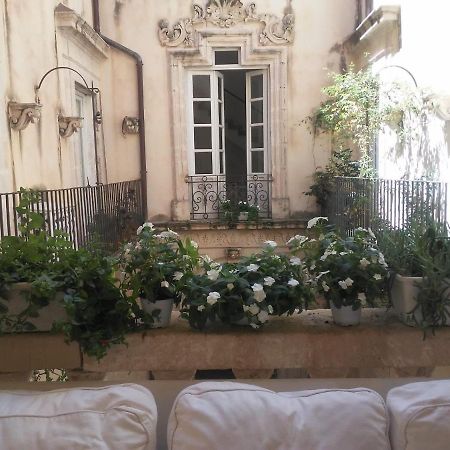 Ortigia Family House Apartment Syracuse Bagian luar foto