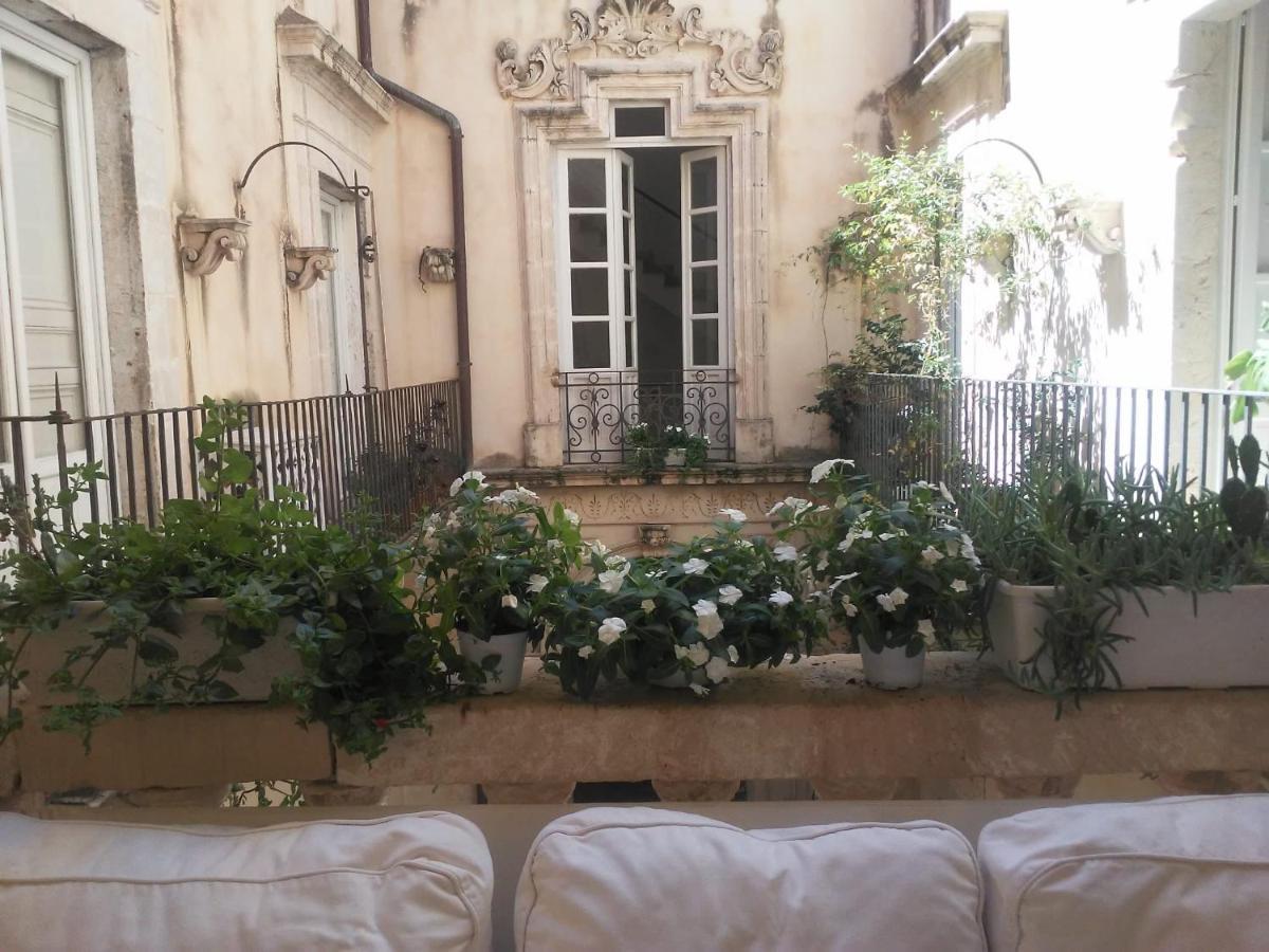 Ortigia Family House Apartment Syracuse Bagian luar foto