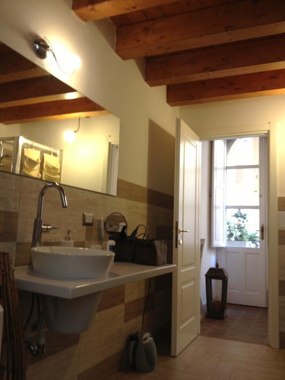 Ortigia Family House Apartment Syracuse Bagian luar foto